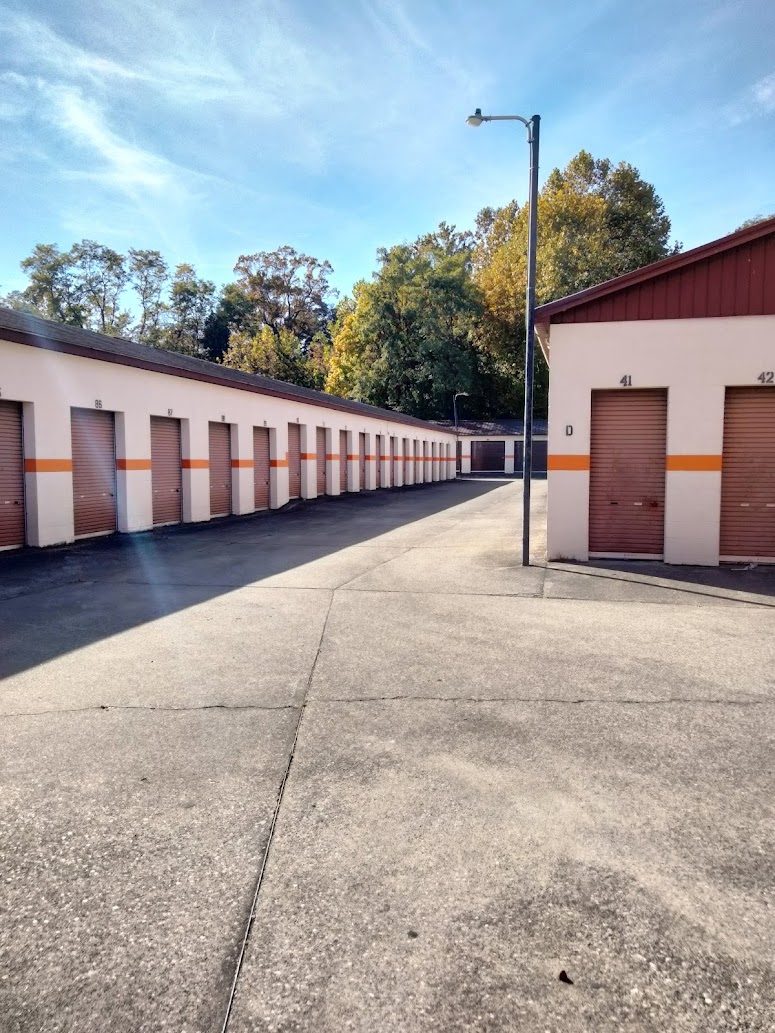 Exterior Drive Up Units IncaAztec Self Storage PeaRidge